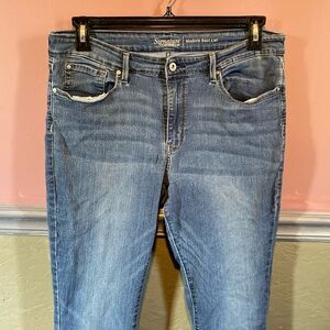 Signature by Levi Strauss Modern Boot Cut Jeans